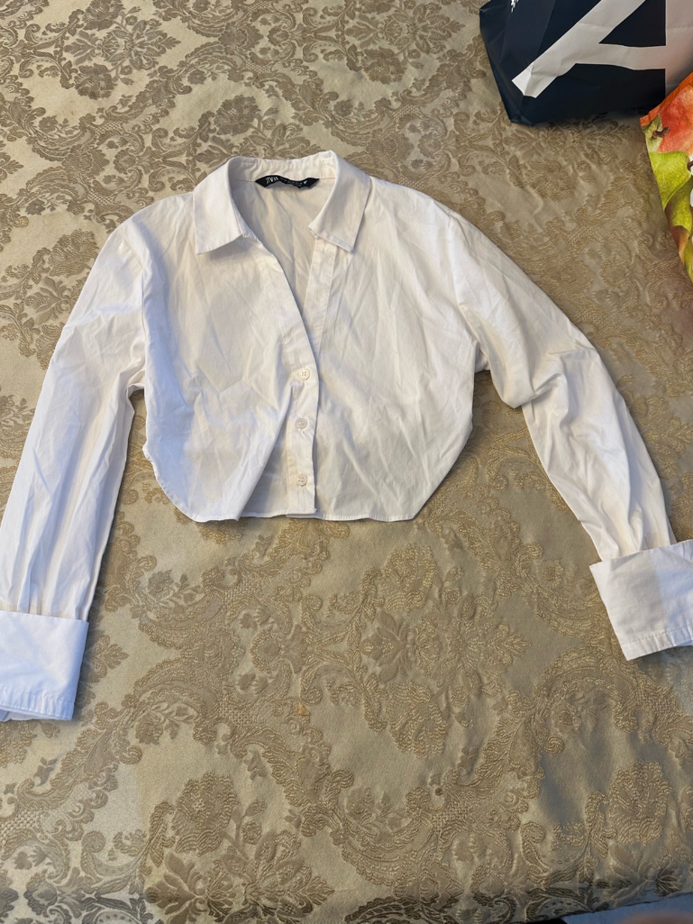 Zara White Cropped Button-Down Shirt